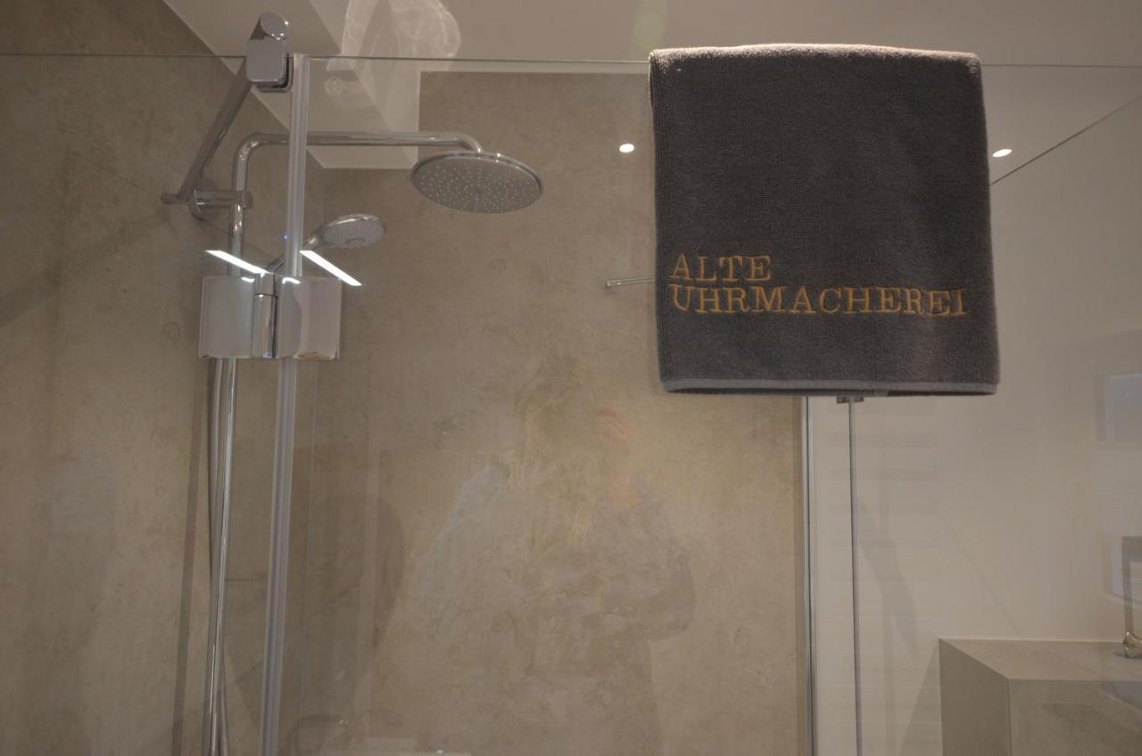 Alte Uhrmacherei - Wohnen Auf Zeit Aurich Exterior photo